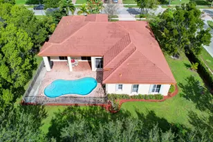 8123 Woodslanding Trail, West Palm Beach, FL 33411 - Photo 47