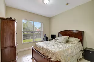 8123 Woodslanding Trail, West Palm Beach, FL 33411 - Photo 23
