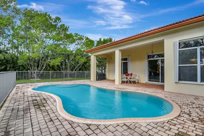 8123 Woodslanding Trail, West Palm Beach, FL 33411 - Photo 35