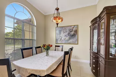 8123 Woodslanding Trail, West Palm Beach, FL 33411 - Photo 9