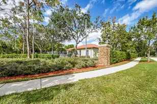 8123 Woodslanding Trail, West Palm Beach, FL 33411 - Photo 47