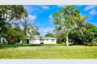 2256 SE East Dunbrooke Circle, Port Saint Lucie, FL 34952 - Photo 15