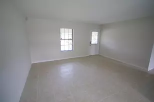 2256 SE East Dunbrooke Cir, Port Saint Lucie, FL 34952 - Photo 7