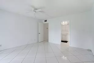 2305 Lucaya Ln, Pompano Beach, FL 33066 - Photo 13