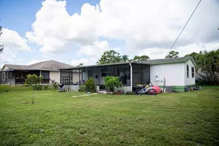 1881 SE Manth Ln, Port Saint Lucie, FL 34983 - Photo 23