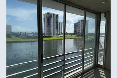 20 Yacht Club Drive #403, North Palm Beach, FL 33408 - Photo 5