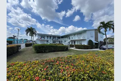 401 N J Street #5, Lake Worth Beach, FL 33460 - Photo 1