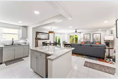 720 N Dixie Highway #303, Lantana, FL 33462 - Photo 3