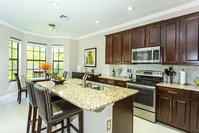 10426 Wellington Parc Drive, Wellington, FL 33449 - Photo 5