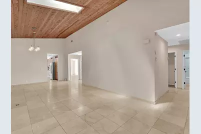 7222 Carmel Court, Boca Raton, FL 33433 - Photo 9