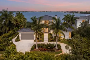 2834 SW Rivers End Way, Palm City, FL 34990 - Photo 3