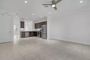 8332 Cocoplum Sound Ln, West Palm Beach, FL 33411 - Photo 11