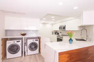 2400 Presidential Way, West Palm Beach, FL 33401 - Photo 5