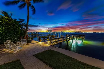 1010 Pine Point Road, Riviera Beach, FL 33404 - Photo 15