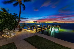 1010 Pine Point Rd, Singer Island, FL 33404 - Photo 15