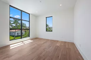 335 NE 5th St, Boca Raton, FL 33432 - Photo 29