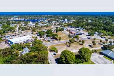 4878 SE Commerce Avenue, Stuart, FL 34997 - Photo 7