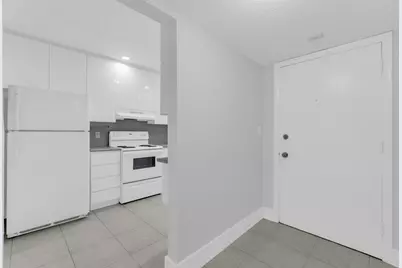 200 Jacaranda Country Club Drive #3c, Plantation, FL 33324 - Photo 11