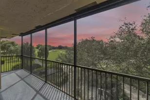 200 Jacaranda Country Club Dr, Plantation, FL 33324 - Photo 35