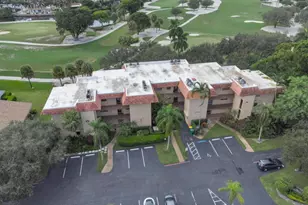 200 Jacaranda Country Club Dr, Plantation, FL 33324 - Photo 31