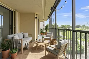 200 Jacaranda Country Club Dr, Plantation, FL 33324 - Photo 9