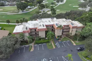 200 Jacaranda Country Club Dr, Plantation, FL 33324 - Photo 31