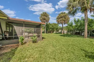 804 Holly Ave, Fort Pierce, FL 34982 - Photo 25