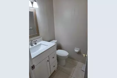 7205 W Oakridge Circle, Lantana, FL 33462 - Photo 13