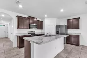 2550 SE Rock Springs Dr, Port Saint Lucie, FL 34952 - Photo 5