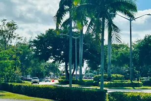 137 Bedford F, West Palm Beach, FL 33417 - Photo 3