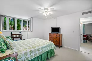 223 Atlantic Ave, Palm Beach, FL 33480 - Photo 17