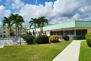 23 Colonial Club Dr, Boynton Beach, FL 33435 - Photo 17