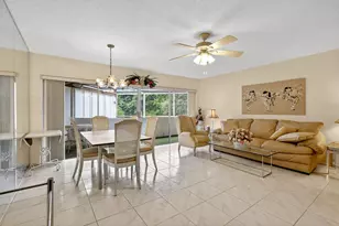 6 Greenway Village N, Royal Palm Beach, FL 33411 - Photo 5