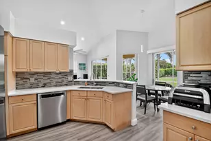 6900 Cairnwell Dr, Boynton Beach, FL 33472 - Photo 9