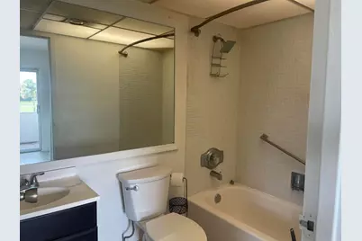 234 Saxony E, Delray Beach, FL 33446 - Photo 19