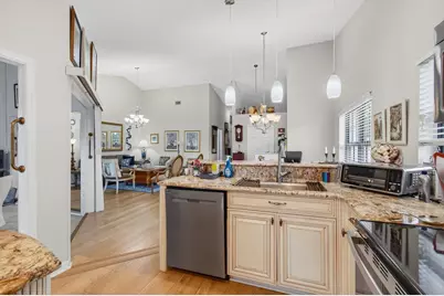 5834 Parkwalk Circle W, Boynton Beach, FL 33472 - Photo 17