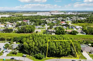 5488 NW Boydga Ave, Port Saint Lucie, FL 34986 - Photo 1