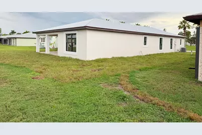 44 Silver Oak Drive, Port Saint Lucie, FL 34952 - Photo 3