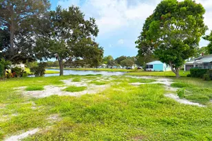 9 Don Quixote Ln, Port Saint Lucie, FL 34952 - Photo 5