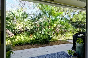 10976 SE Sea Pines Cir, Hobe Sound, FL 33455 - Photo 17
