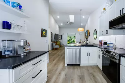 10976 SE Sea Pines Circle, Hobe Sound, FL 33455 - Photo 5