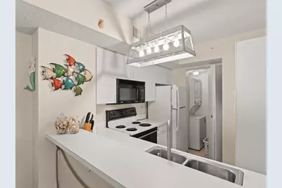 1590 S 42nd Circle #208, Vero Beach, FL 32967 - Photo 11