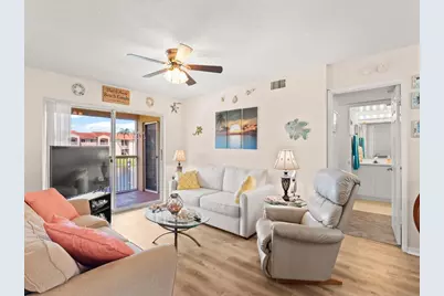 1590 S 42nd Circle #208, Vero Beach, FL 32967 - Photo 5