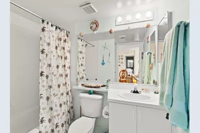 1590 S 42nd Circle #208, Vero Beach, FL 32967 - Photo 9