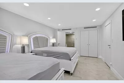 5225 Collins Avenue #1408, Miami Beach, FL 33140 - Photo 13