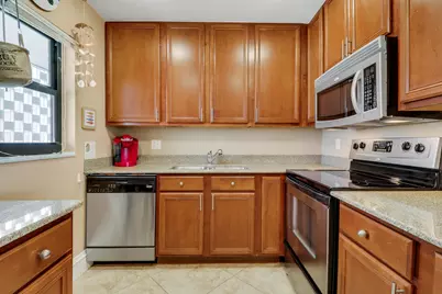 336 Golfview Road #1016, North Palm Beach, FL 33408 - Photo 23