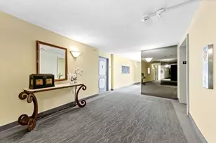 2480 Presidential Way, West Palm Beach, FL 33401 - Photo 33