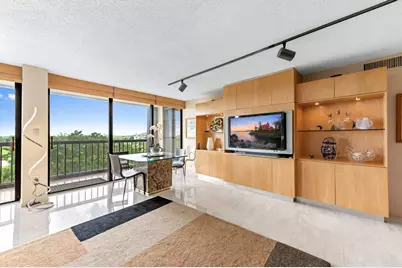 2480 Presidential Way #603, West Palm Beach, FL 33401 - Photo 7