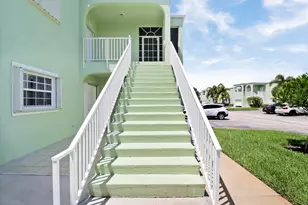 2129 SE Wild Meadow Cir, Port Saint Lucie, FL 34952 - Photo 5