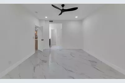 100 Paradise Harbour 502 Boulevard #502, North Palm Beach, FL 33408 - Photo 23